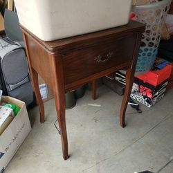 Vintage Sewing Machine 