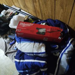 Milwaukee 4.5 In. Grinder