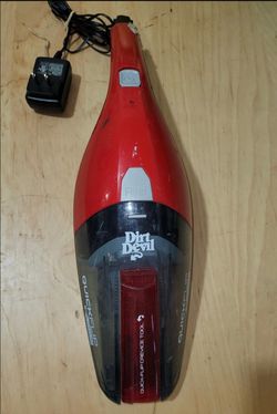 DIRT DEVIL car vacuum cleaner; the unit is still in good working order.
