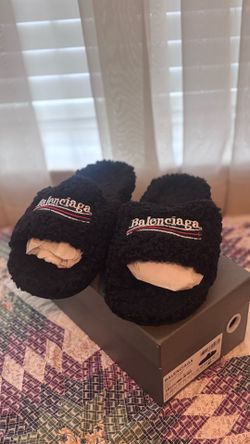 Balenciaga Slides