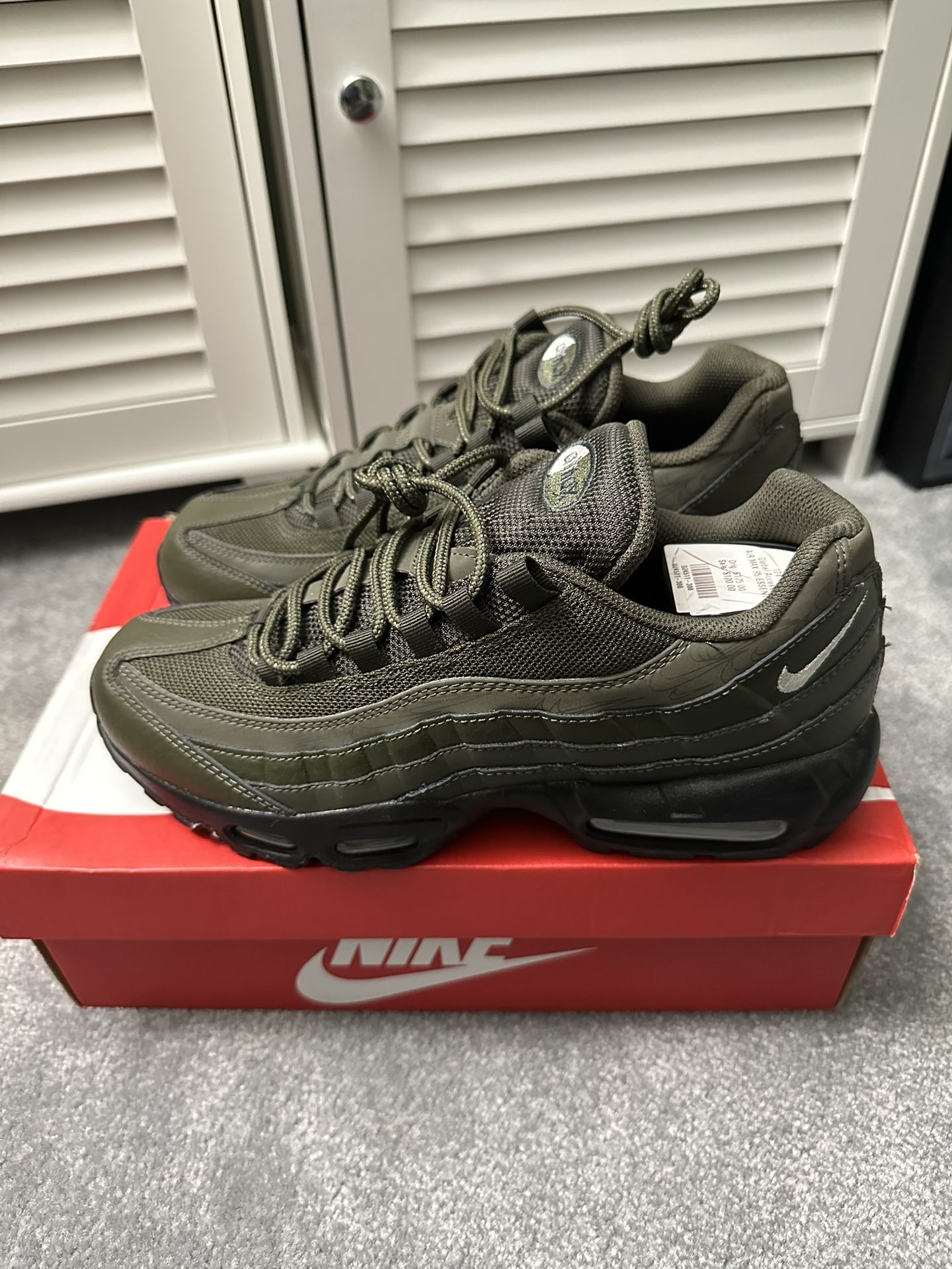 BRAND NEW NIKE AIR MAX 95 CARGO KHAKI REFLECTIVE OLIVE GREEN MEN'S