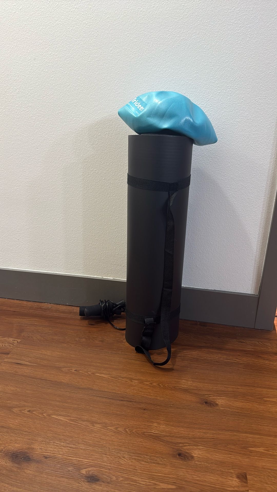 Yoga Mat + Ball + Jump Rope