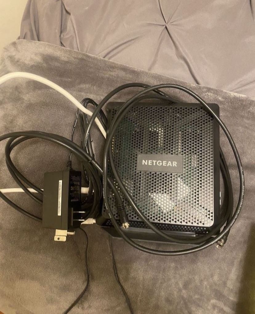 Open Box NETGEAR Nighthawk C7000v2 AC1900 960Mbps WiFi Cable Modem Router - BLACK