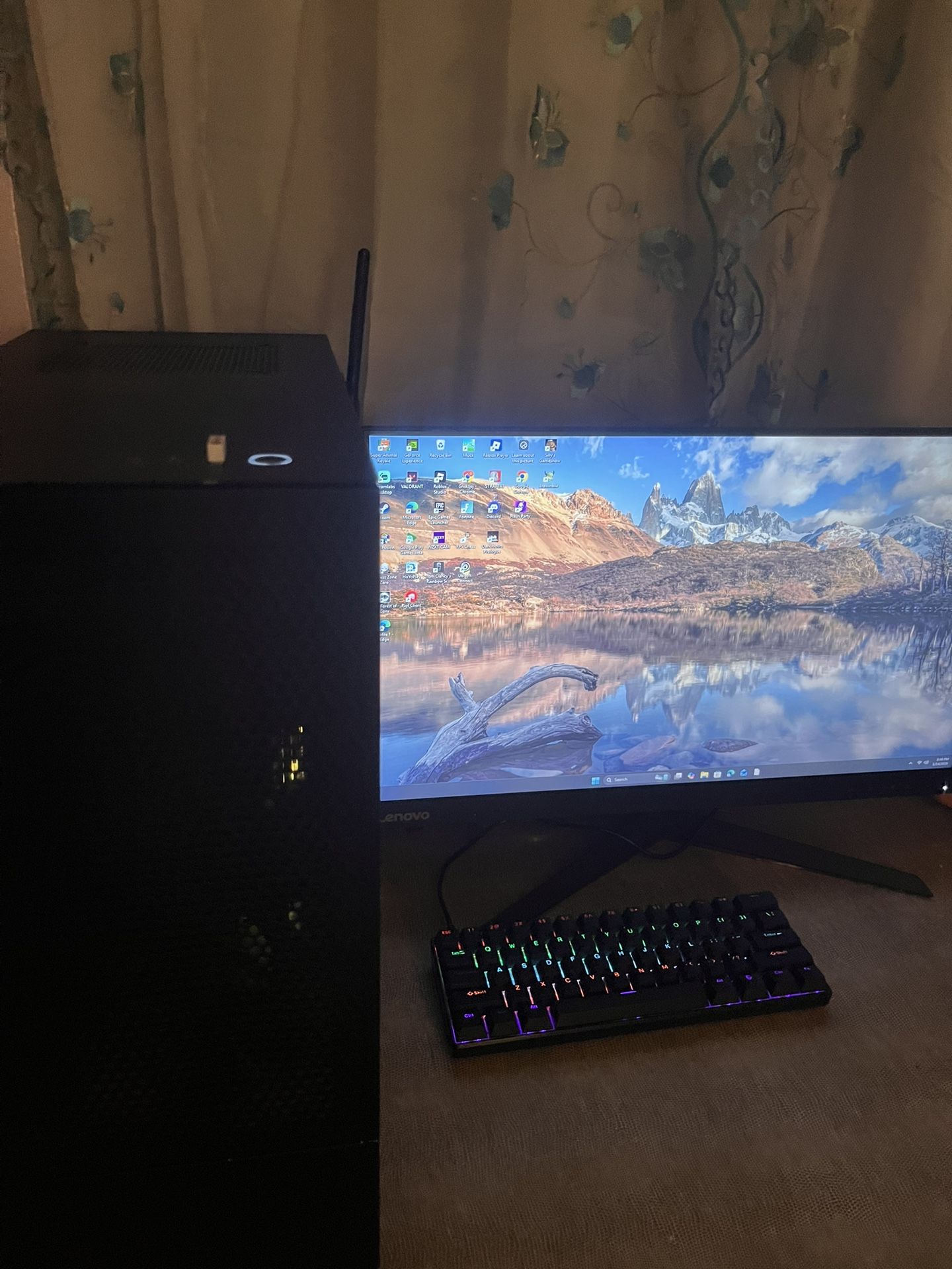 Gaming Pc Comes With Monitor And Keyboard