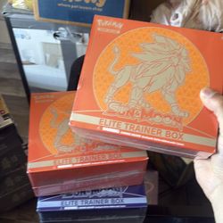 Pokemon base set sun & moon elite trainer box