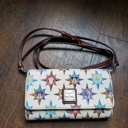 WDW Dooney And Burke Purse 