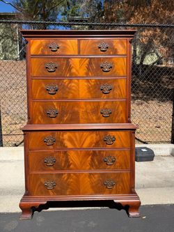 Vintage Highboy Dresser / Chest On Chest