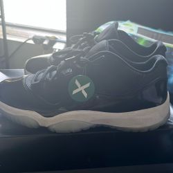 Jordan 11 Space Jam