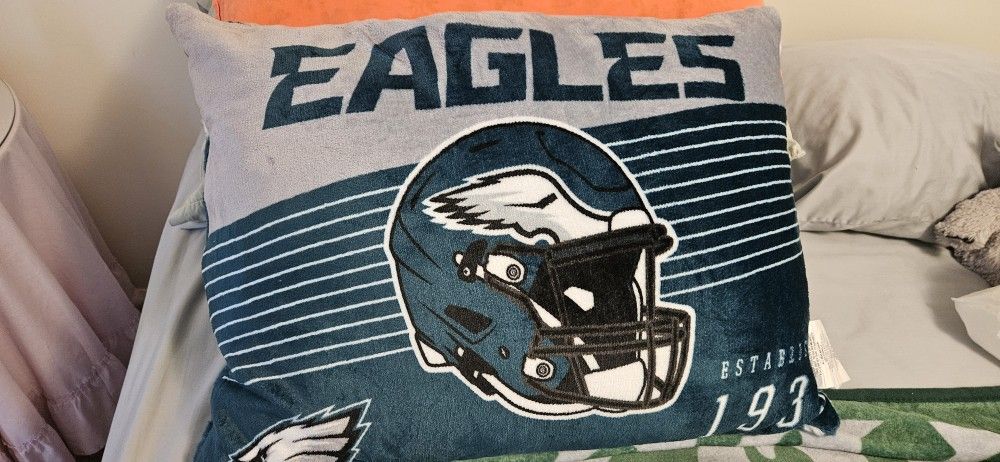 Lot Of EAGLES Collectable