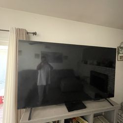 89 Inch LG Tv