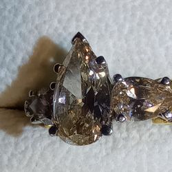 Platinum and Yellow Gold Ladies Diamond Ring