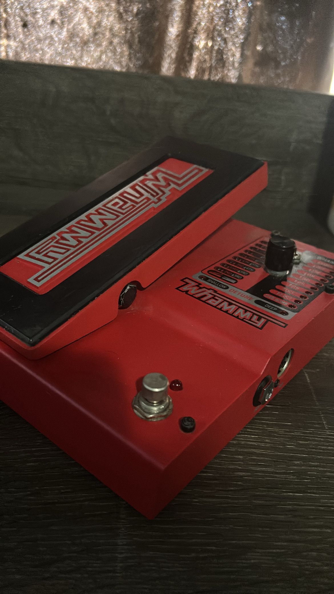 digitech whammy 5 pitch shifter 