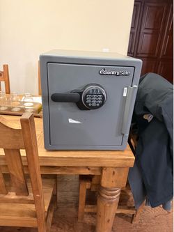 sentry safe sfw123fsc