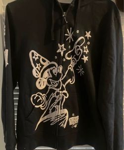 New Woman’s Size L, Walt Disney World “Believe In Magic”, size L full zio