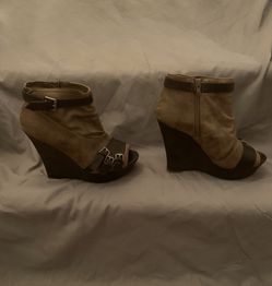 Women’s Size 8 Brown Open Toe Very High Wedge Shoes