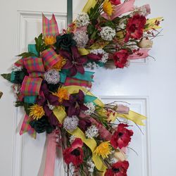 Beautiful 23" X 33" Anytime Swag 