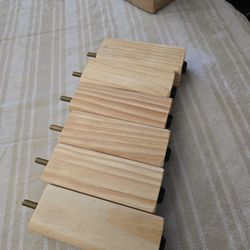 6 pc solid wood furniture legs for sofas,  chairs, tables,bed.W/screws and pin to protect the floors.

Pickup East side El Paso by Lee Trevino and Pel