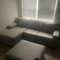 Sectional & ottoman 