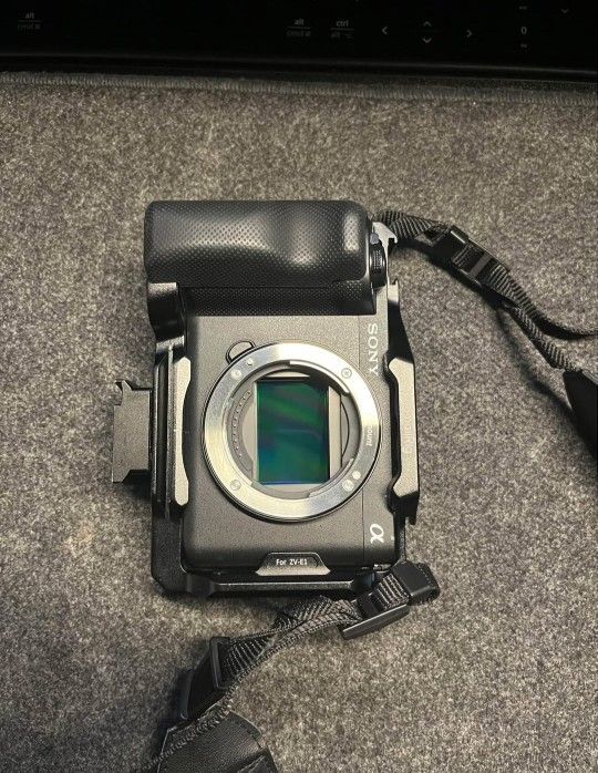 Sony ZVE1