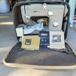 VINTAGE SEWING MACHINE