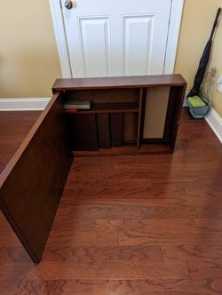 Andersonville floating desk deals