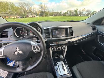 2017 Mitsubishi Lancer