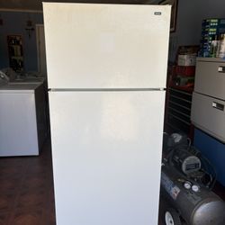 Top And Bottom Refrigerator 