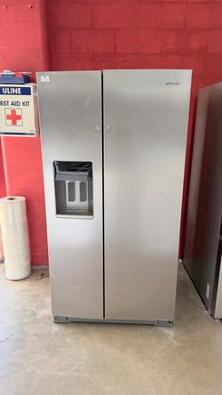 Whirlpool Side-by-Side Refrigerator with Ice Dispenser