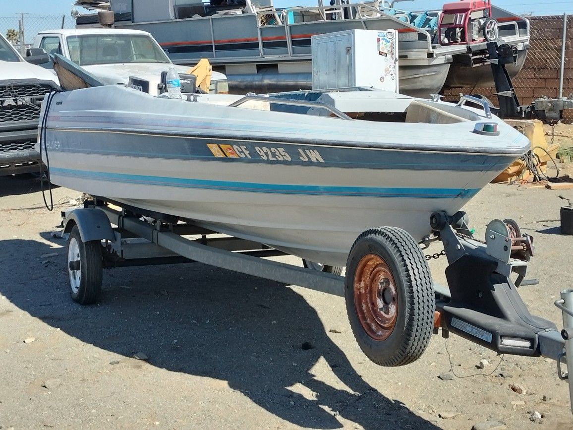 1988 Bayliner Capri