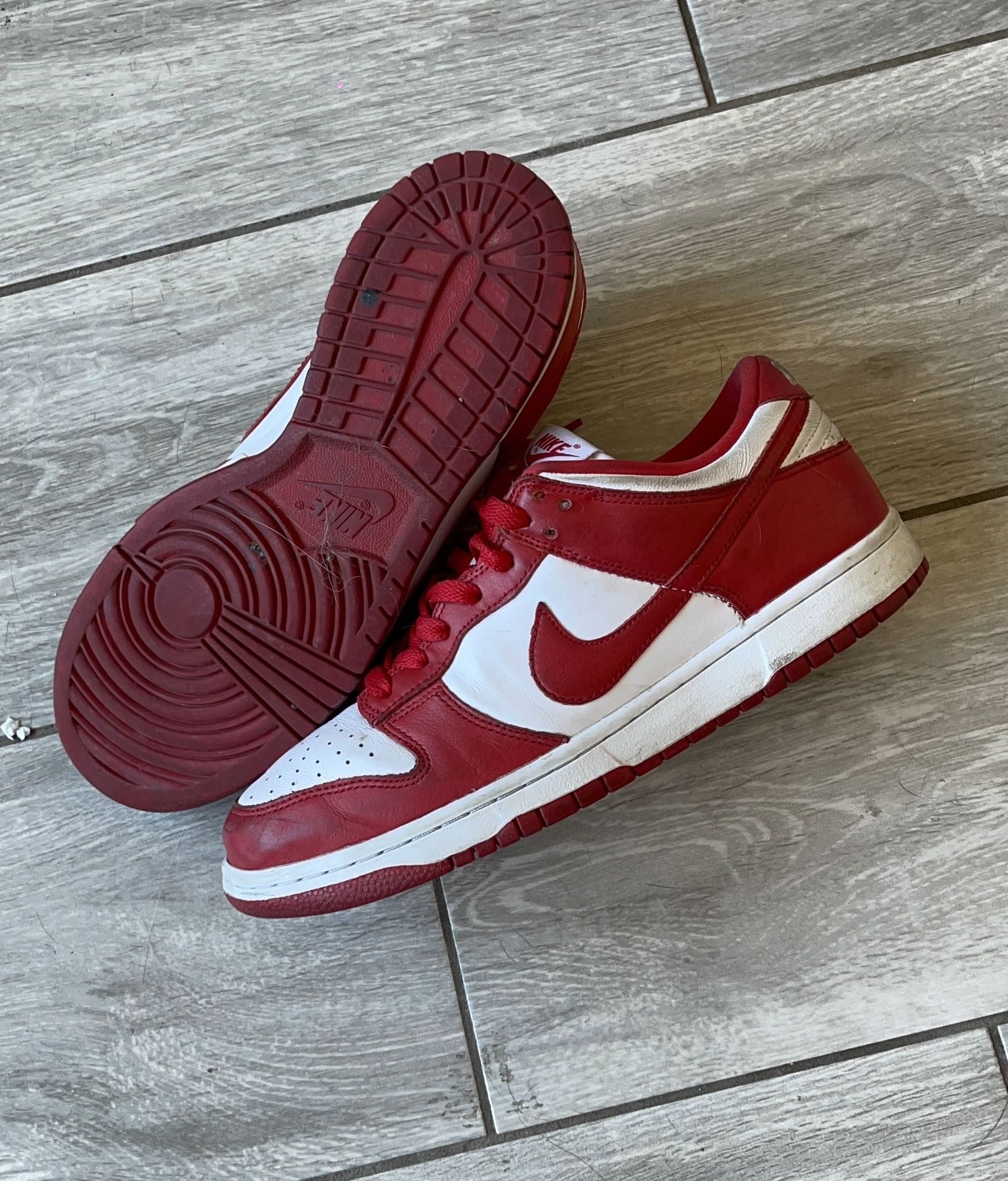 Nike Dunk Low St John Size 9