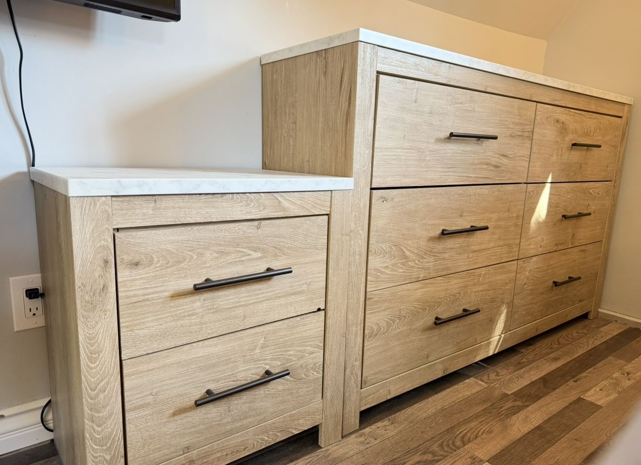 Dresser With Nightstands And Mirror Ashley Furniture 
