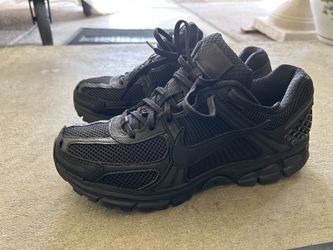 Nike Vomero 5 Black