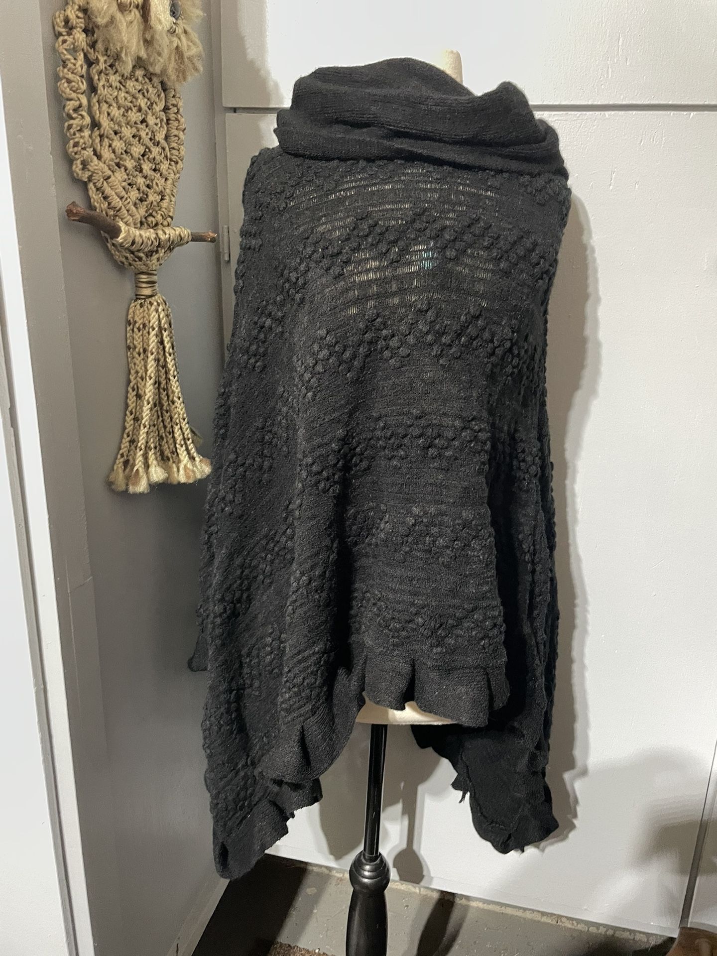 Women’s Beautiful Black Sweater Shawl One Size