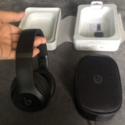 Beats Studio Pro 