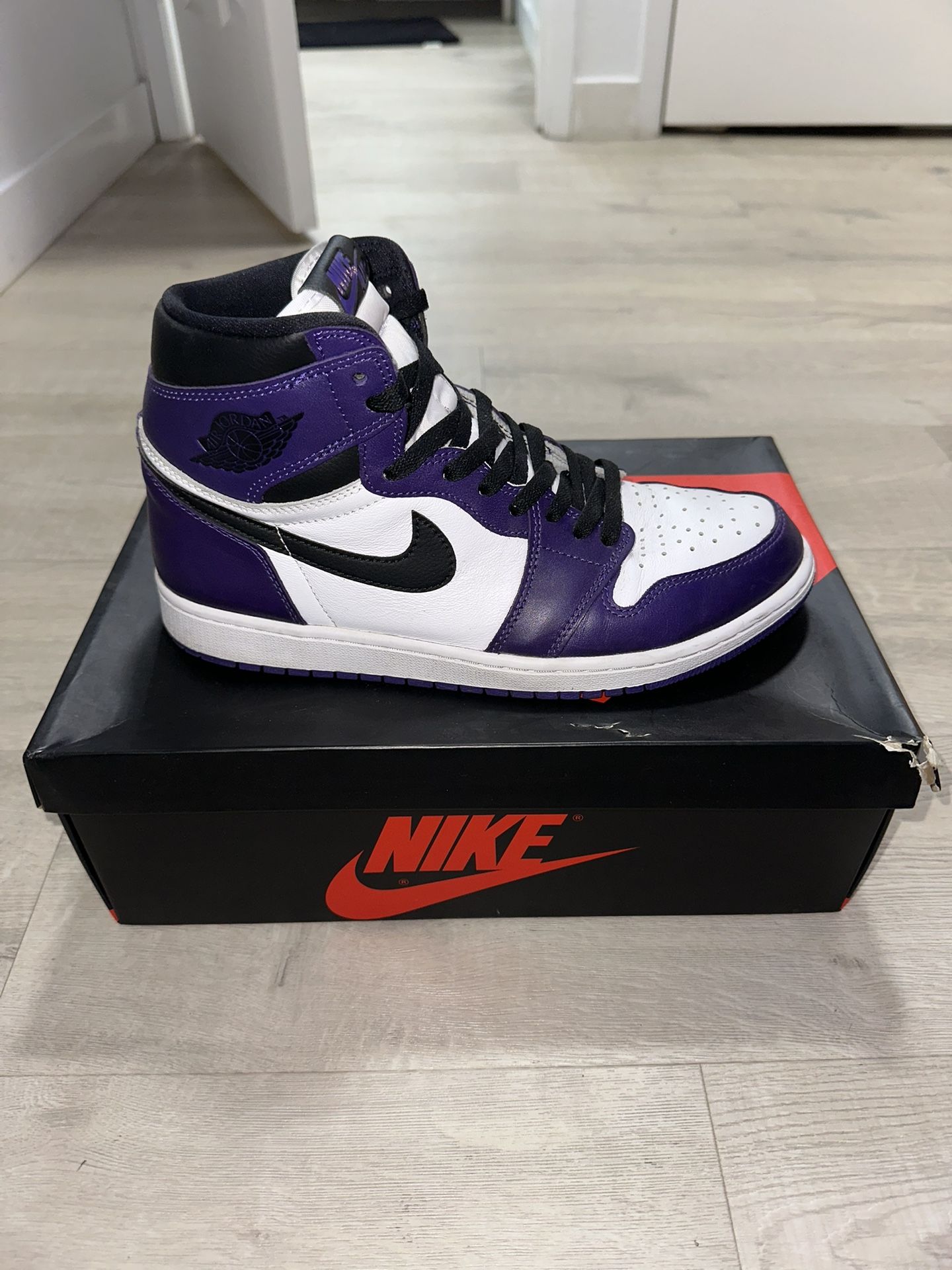 Air Jordan 1 Retro High OG ‘Court Purple’ Size 10 M