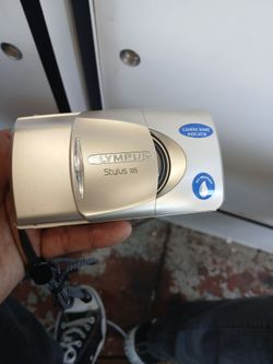 Olympus Stylus Epic Zoom 80 35mm Film Point &Shoot Camera- Very good condition