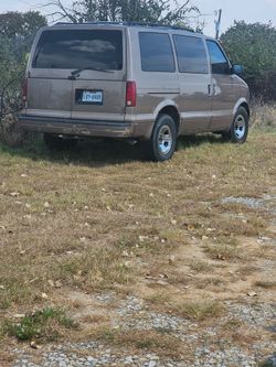 2002 Chevrolet Astro