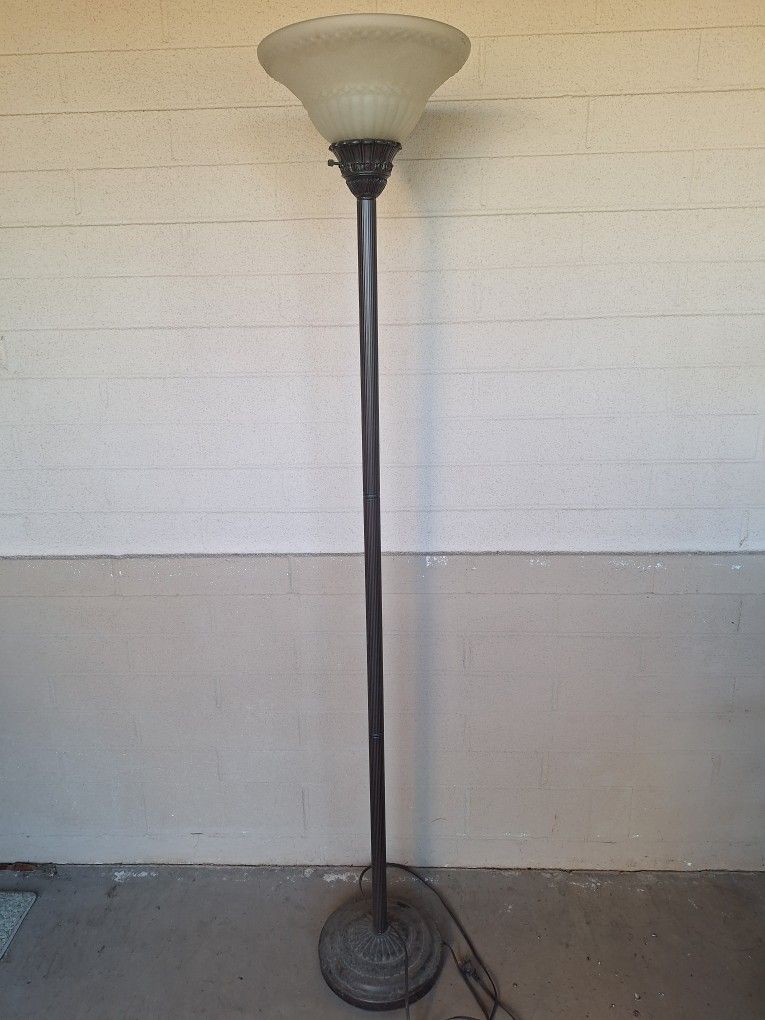 Standing Lamp Early American Style