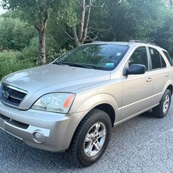 2004 KIA SORENTO LX
