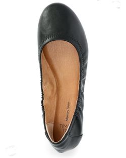 New. Time & Tru memory foam flats