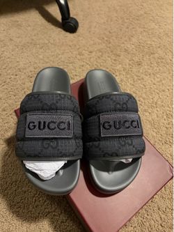 Black Gucci slides size 8 (brand new)