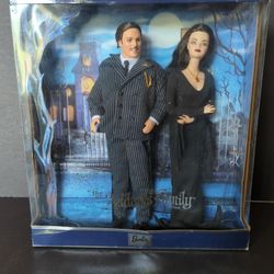 Barbie And Ken The Addams Family Collector Edition Gift Set 