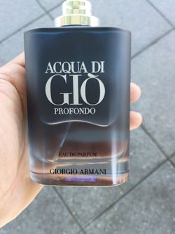 Aqua de gio profondo
