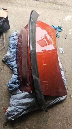 Dodge charger trunk lid