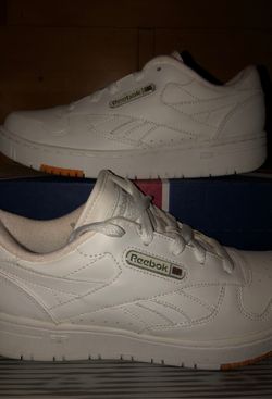 REEBOK Classic Junior size 6Y