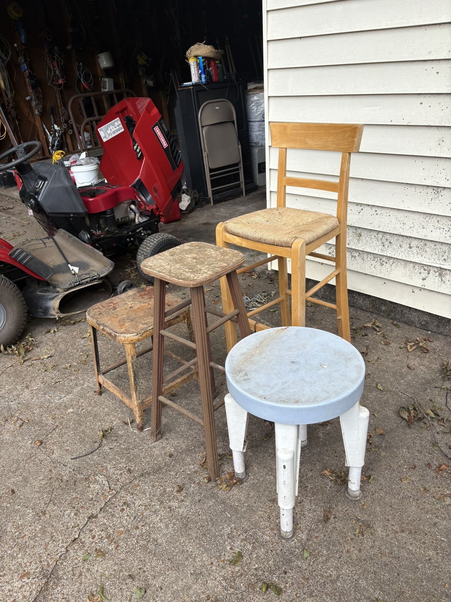Stools / High Chair