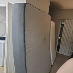 Casper Memory Foam Queen Mattress