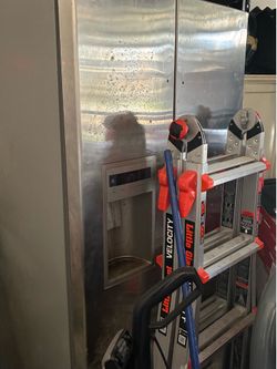 Fridge / barstools/ king bed frame