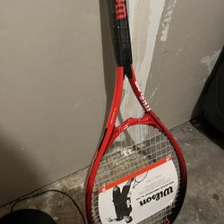 BRAND NEW TENNIS RACKET 