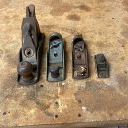 Wood planes. Old-school antique and wood Plains, 8 inch 7” 6 inch and 3 1/2 inch.